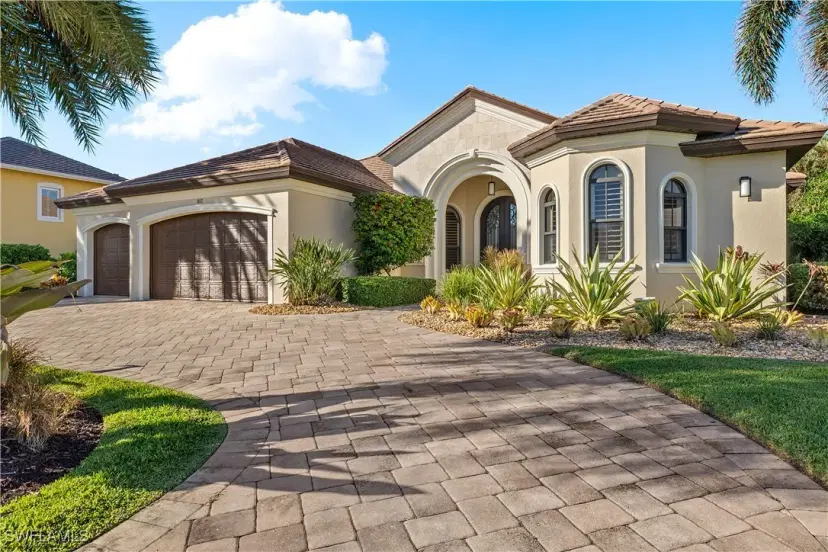 Picture of 1017 Bal Isle Dr, Fort Myers FL 33919