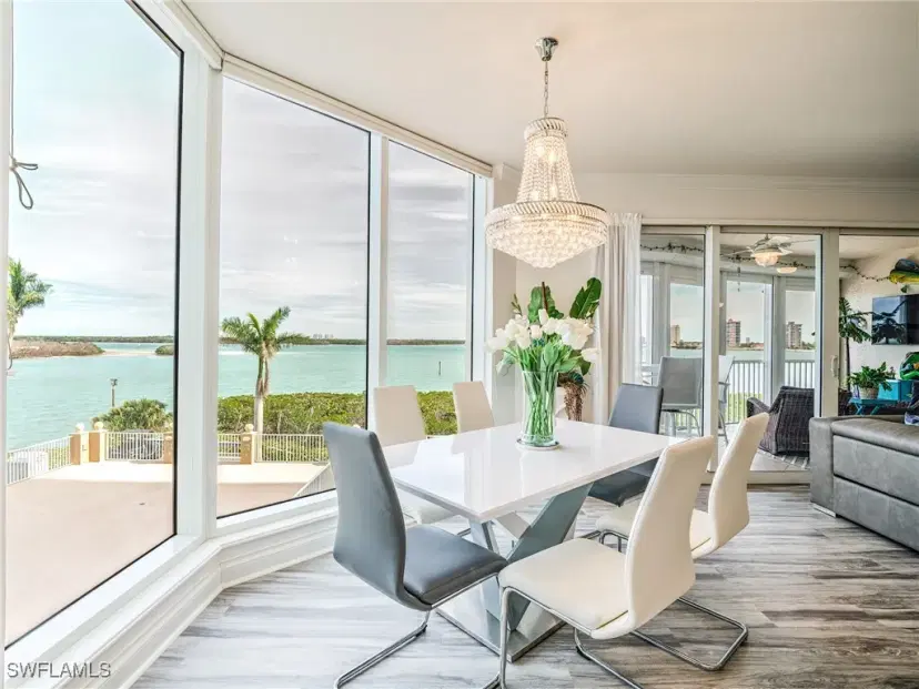 Picture of 4137 Bay Beach Ln 532, Fort Myers Beach FL 33931
