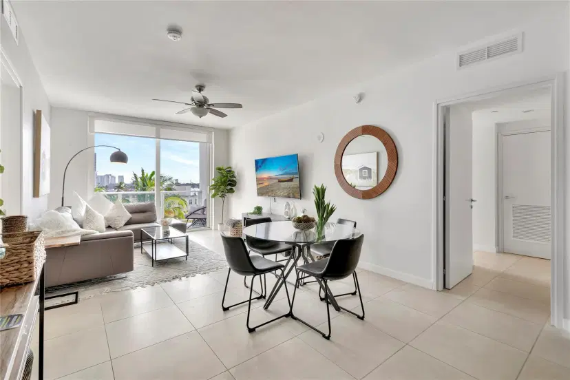 Picture of 401 N Birch Rd 504, Fort Lauderdale FL 33304