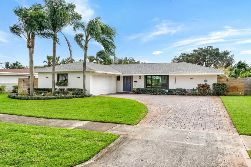 Picture of 728 Robin Way, North Palm Beach FL 33408