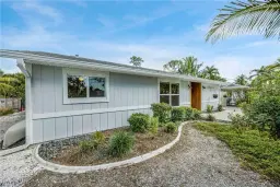Picture of 27211 Sun Aqua Ln, Bonita Springs, FL 34135