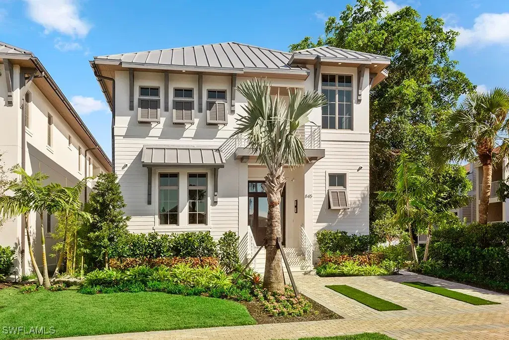 Picture of 845 11Th Ave S, Naples, FL 34102