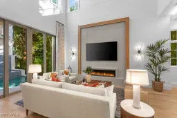 Picture of 845 11Th Ave S, Naples, FL 34102