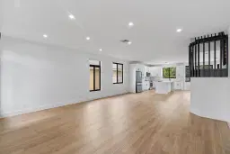 Picture of 11159 Nantucket Bay Court, Wellington, FL 33414
