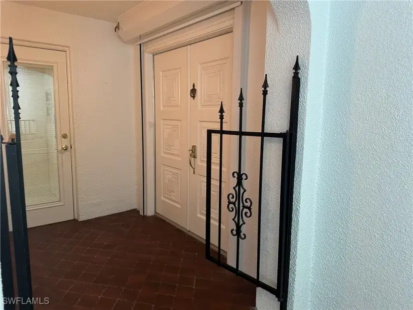 Picture of 3951 Gulf Shore Blvd N 1105, Naples FL 34103