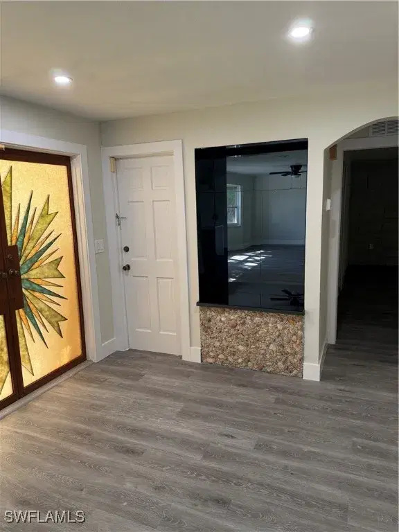 Picture of 1668 White Plains Ter, North Fort Myers FL 33903