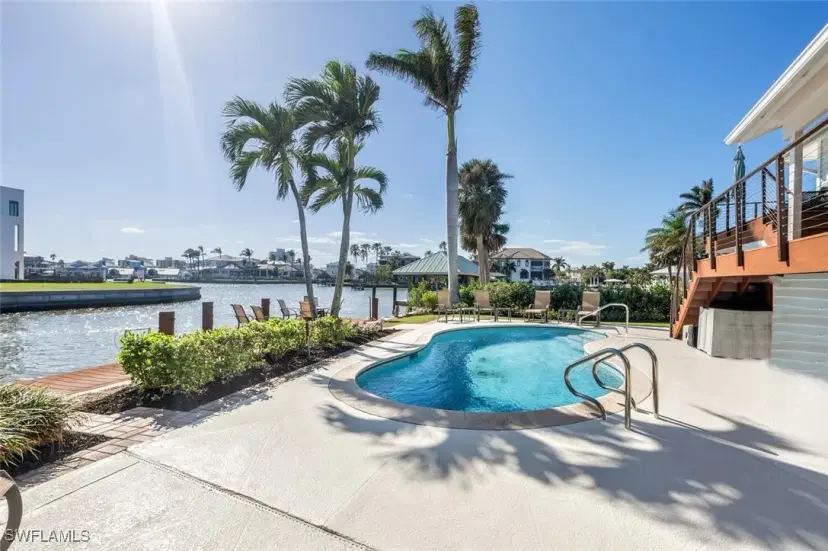 Picture of 368 Germain Ave, Naples FL 34108