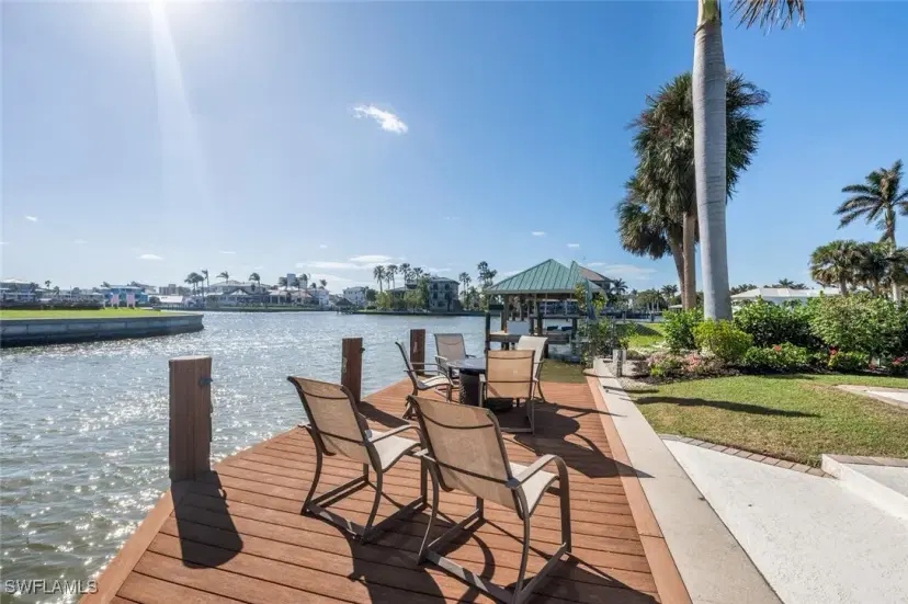 Picture of 368 Germain Ave, Naples FL 34108