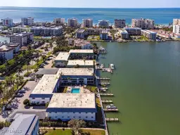 Picture of 333 Harbour Dr 108, Naples, FL 34103