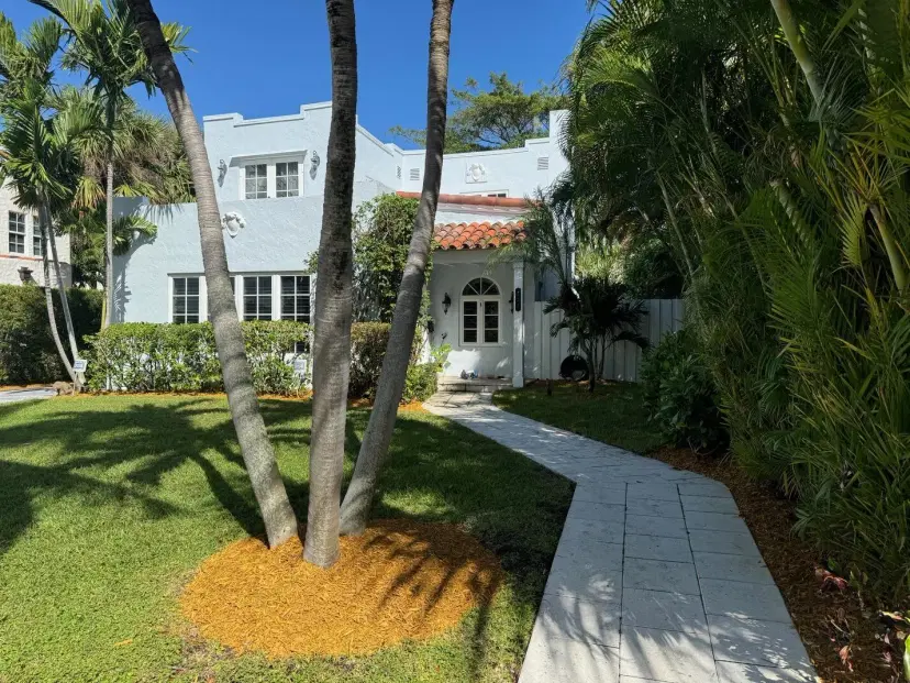 Picture of 323 Dyer Road, West Palm Beach FL 33405