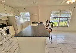 Picture of 1347 Medinah Dr, Fort Myers, FL 33919