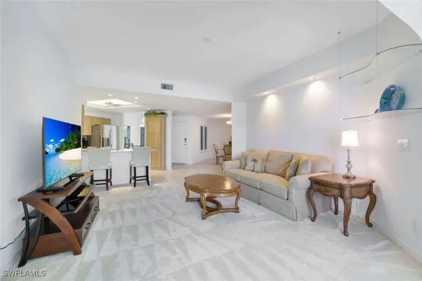 Picture of 2233 Anchorage Ln B, Naples FL 34104