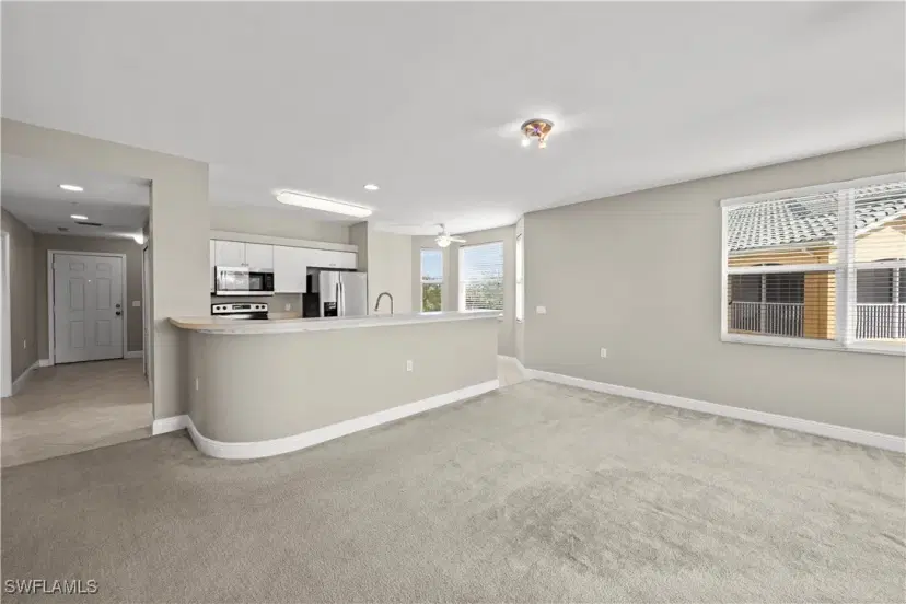 Picture of 11021 Gulf Reflections Dr 301, Fort Myers FL 33908