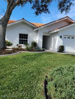 Picture of 16296 Kelly Woods Dr, Fort Myers, FL 33908