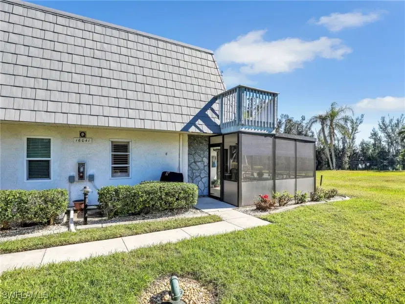 Picture of 16041 Amberwood Lake CT 4, Fort Myers FL 33908