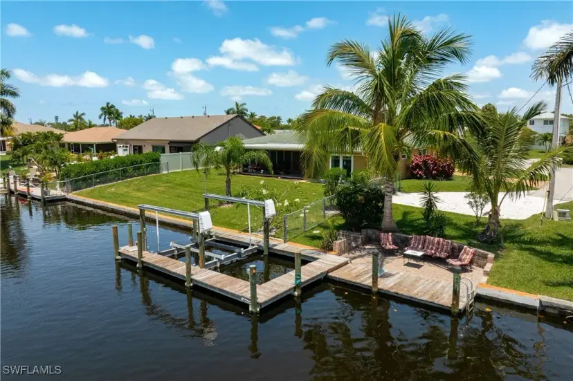 Picture of 846 Monticello Ct, Cape Coral FL 33904