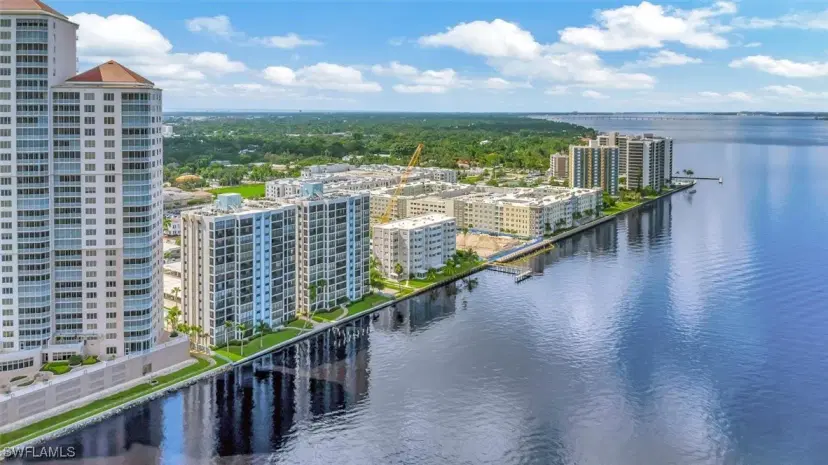 Picture of 1925 Clifford St 1103, Fort Myers FL 33901