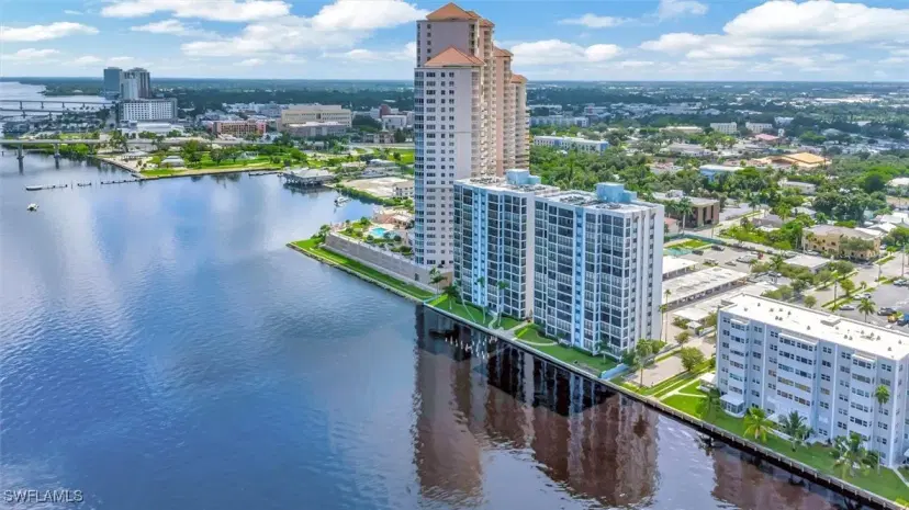 Picture of 1925 Clifford St 1103, Fort Myers FL 33901