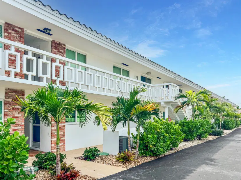 Picture of 331 Tequesta Drive 216, Jupiter FL 33469