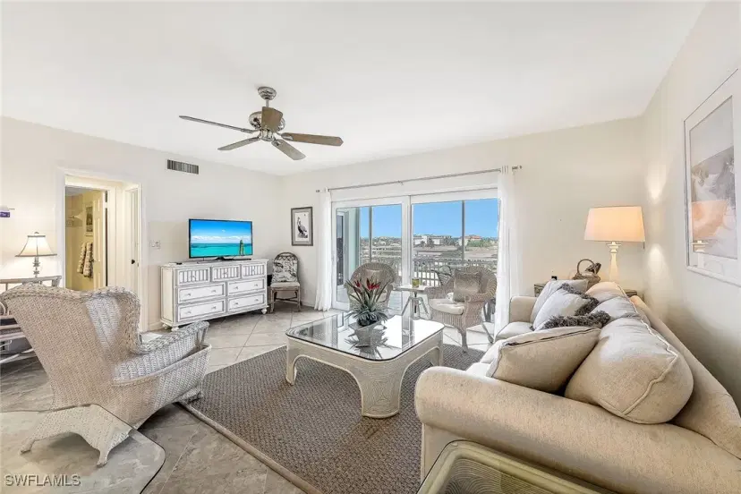 Picture of 500 Saturn Ct 68, Marco Island FL 34145