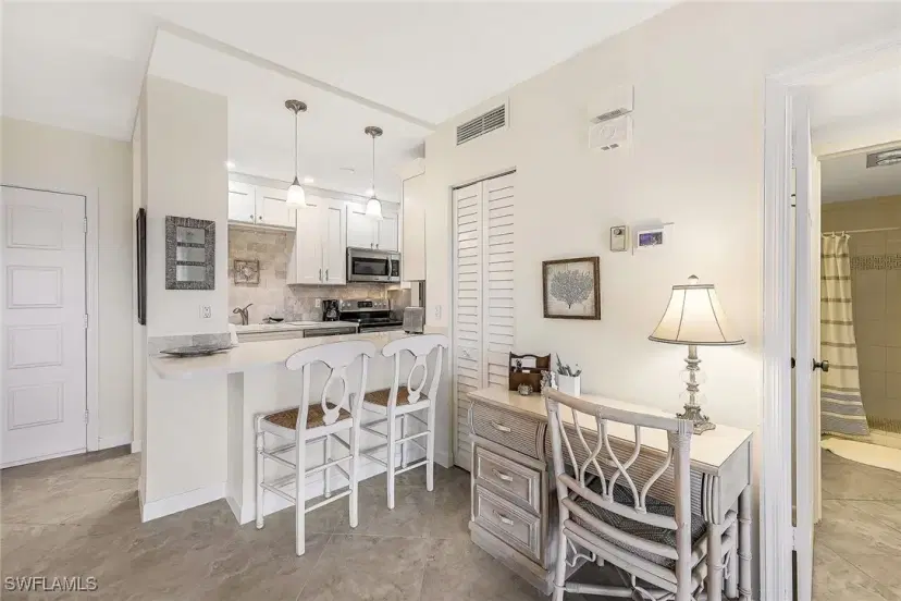 Picture of 500 Saturn Ct 68, Marco Island FL 34145
