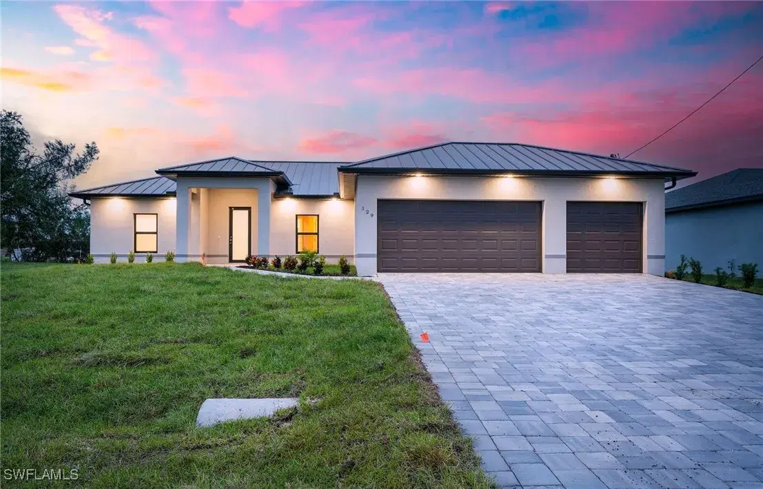 Picture of 129 SW 21St Ln, Cape Coral, FL 33991