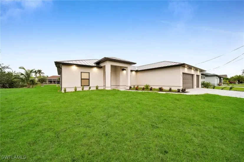 Picture of 129 SW 21St Ln, Cape Coral FL 33991