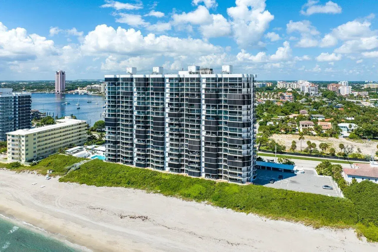 Picture of 250 S Ocean Boulevard 3F, Boca Raton, FL 33432