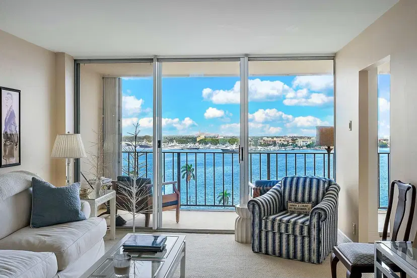 Picture of 1801 S Flagler Drive 1206, West Palm Beach FL 33401