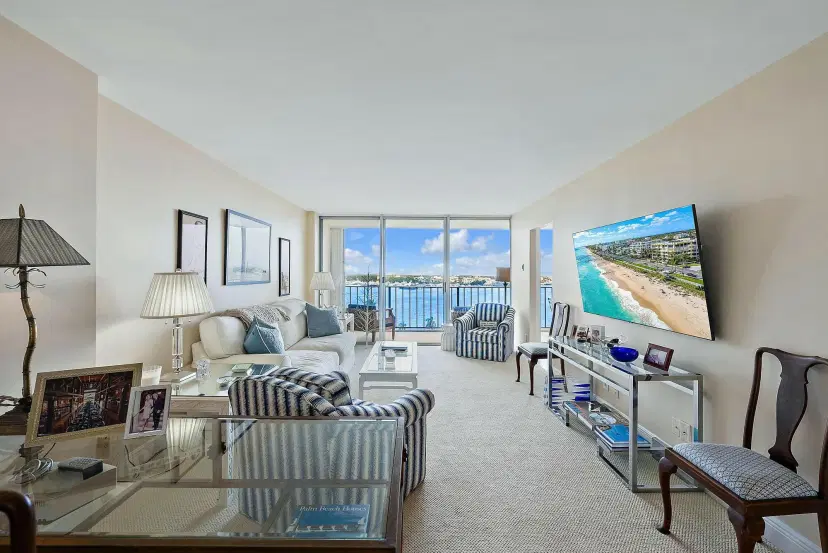 Picture of 1801 S Flagler Drive 1206, West Palm Beach FL 33401