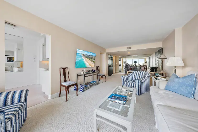 Picture of 1801 S Flagler Drive 1206, West Palm Beach FL 33401