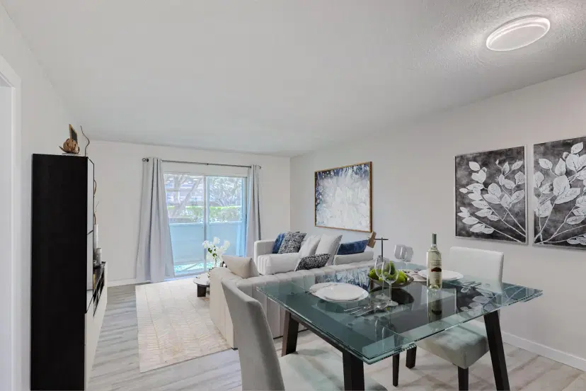 Picture of 2811 Garden Drive S 107, Lake Worth FL 33461