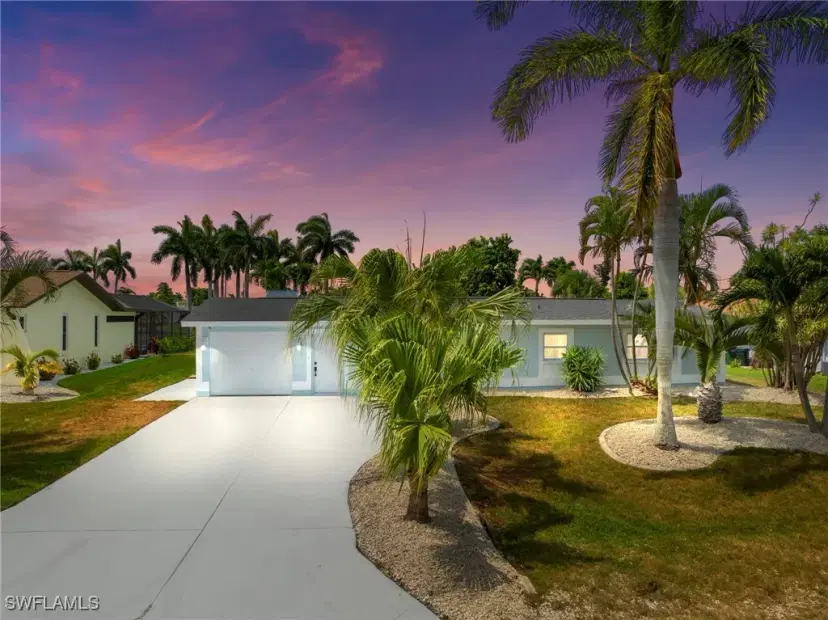 Picture of 1443 Windsor Ct, Cape Coral FL 33904