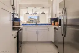 Picture of 440 Robin Hood Cir 102, Naples, FL 34104