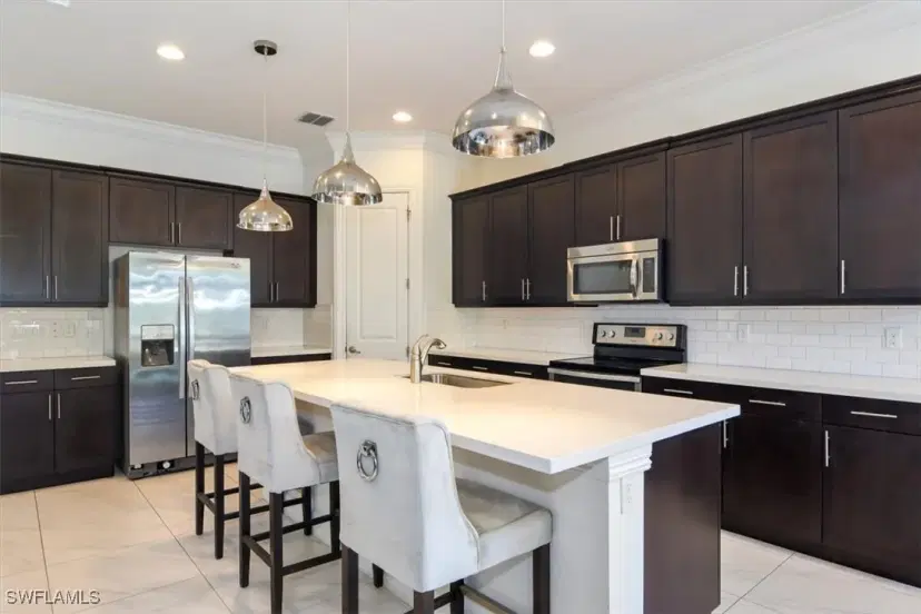Picture of 9236 Woodhurst Dr, Naples FL 34120