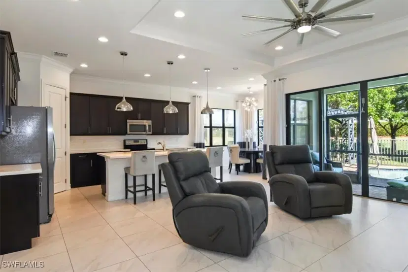 Picture of 9236 Woodhurst Dr, Naples FL 34120