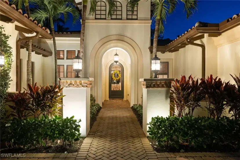 Picture of 10830 Est Cortile Ct, Naples FL 34110