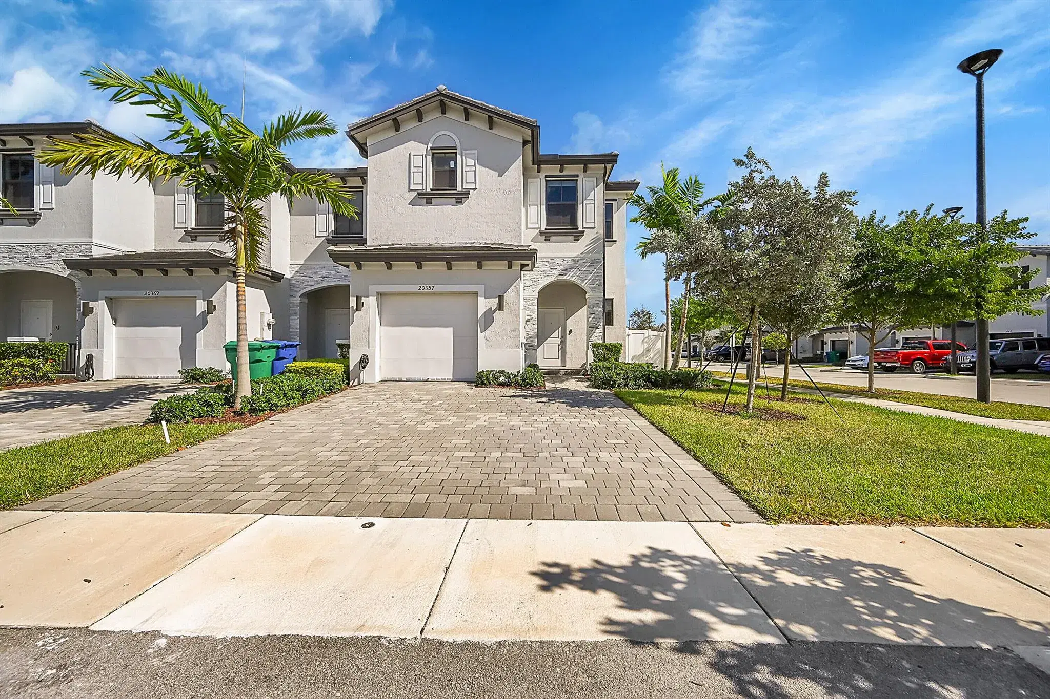 Picture of 20357 NW 4Th Path, Miami Gardens, FL 33169