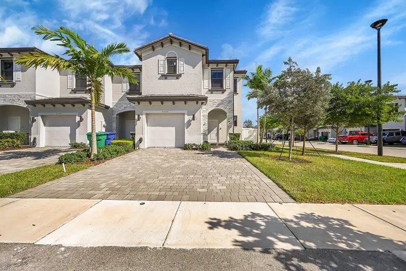 Picture of 20357 NW 4Th Path, Miami Gardens FL 33169