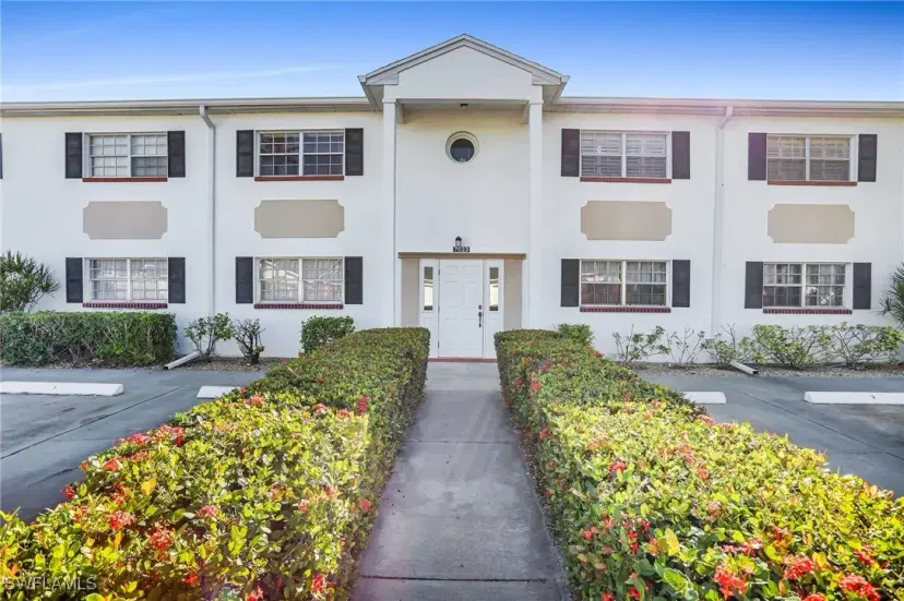 Picture of 7023 Cedarhurst Dr 10A, Fort Myers FL 33919
