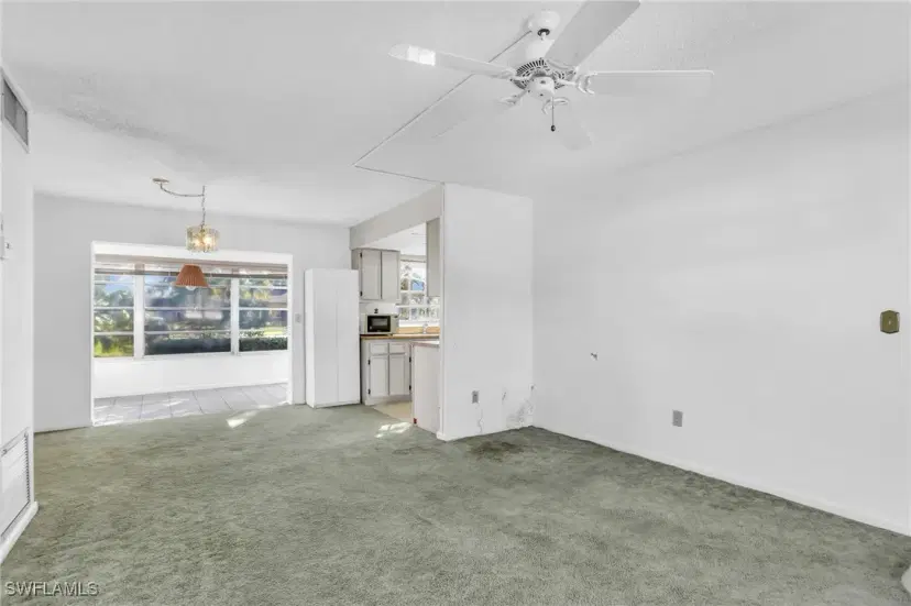 Picture of 7023 Cedarhurst Dr 10A, Fort Myers FL 33919