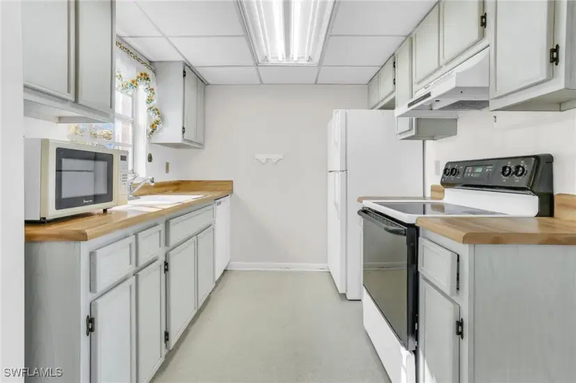 Picture of 7023 Cedarhurst Dr 10A, Fort Myers FL 33919