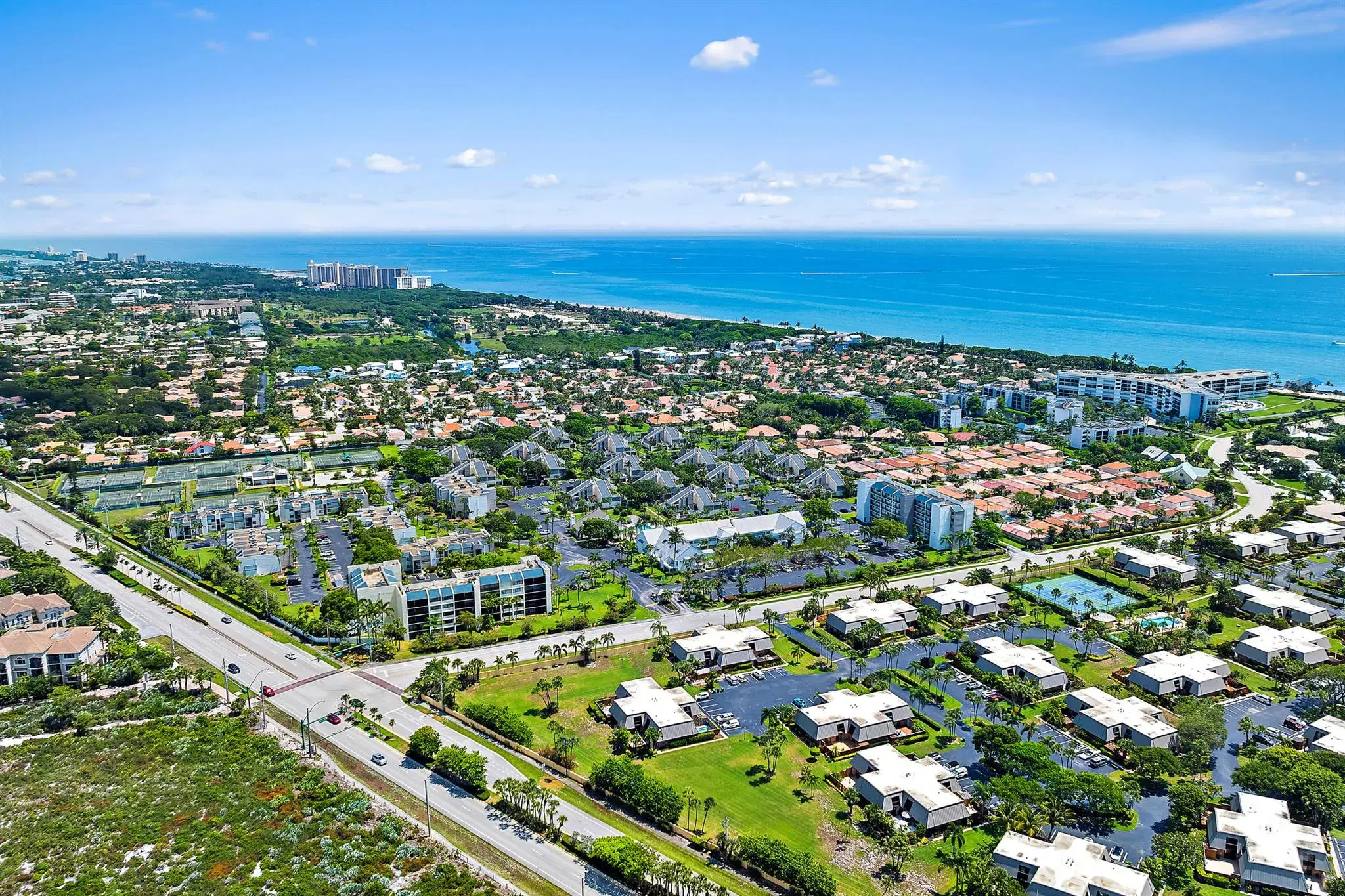 Picture of 1605 S Us Highway 1 V2-102, Jupiter, FL 33477