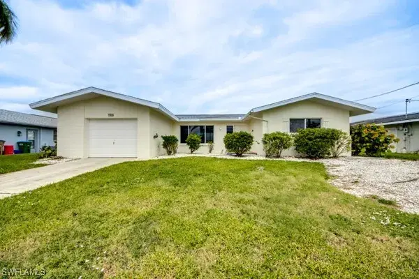 Picture of 913 SE 43Rd Ter, Cape Coral FL 33904