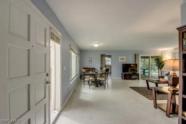 Picture of 913 SE 43Rd Ter, Cape Coral FL 33904