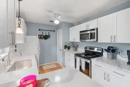 Picture of 27 Lake Vista Trail 107, Port St Lucie, FL 34952