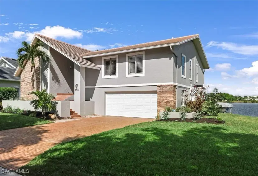 Picture of 5100 Harborage Dr, Fort Myers FL 33908