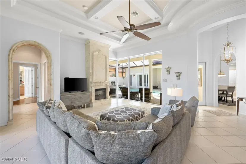 Picture of 8894 Shenendoah Cir, Naples FL 34113