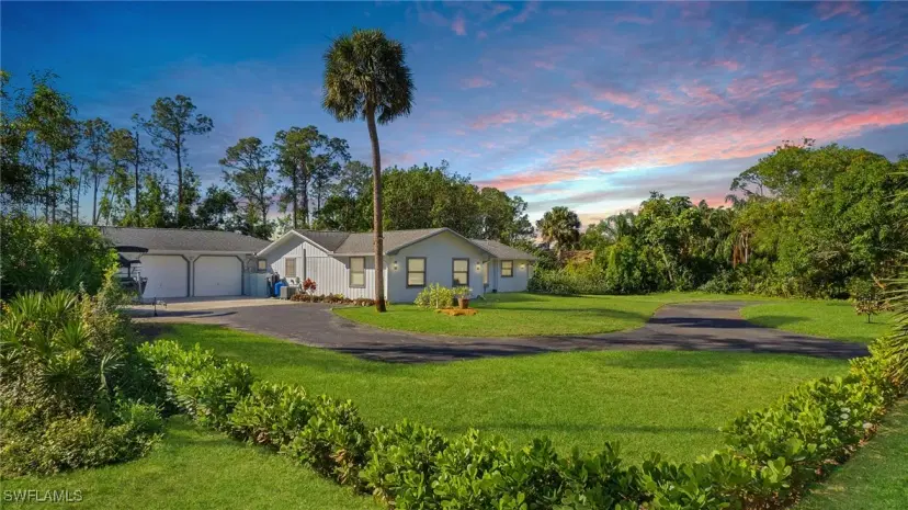 Picture of 5533 Wendy Ln, Naples FL 34112