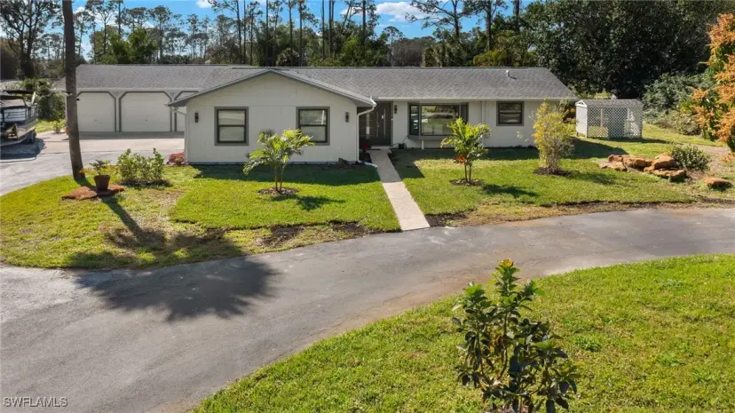 Picture of 5533 Wendy Ln, Naples FL 34112
